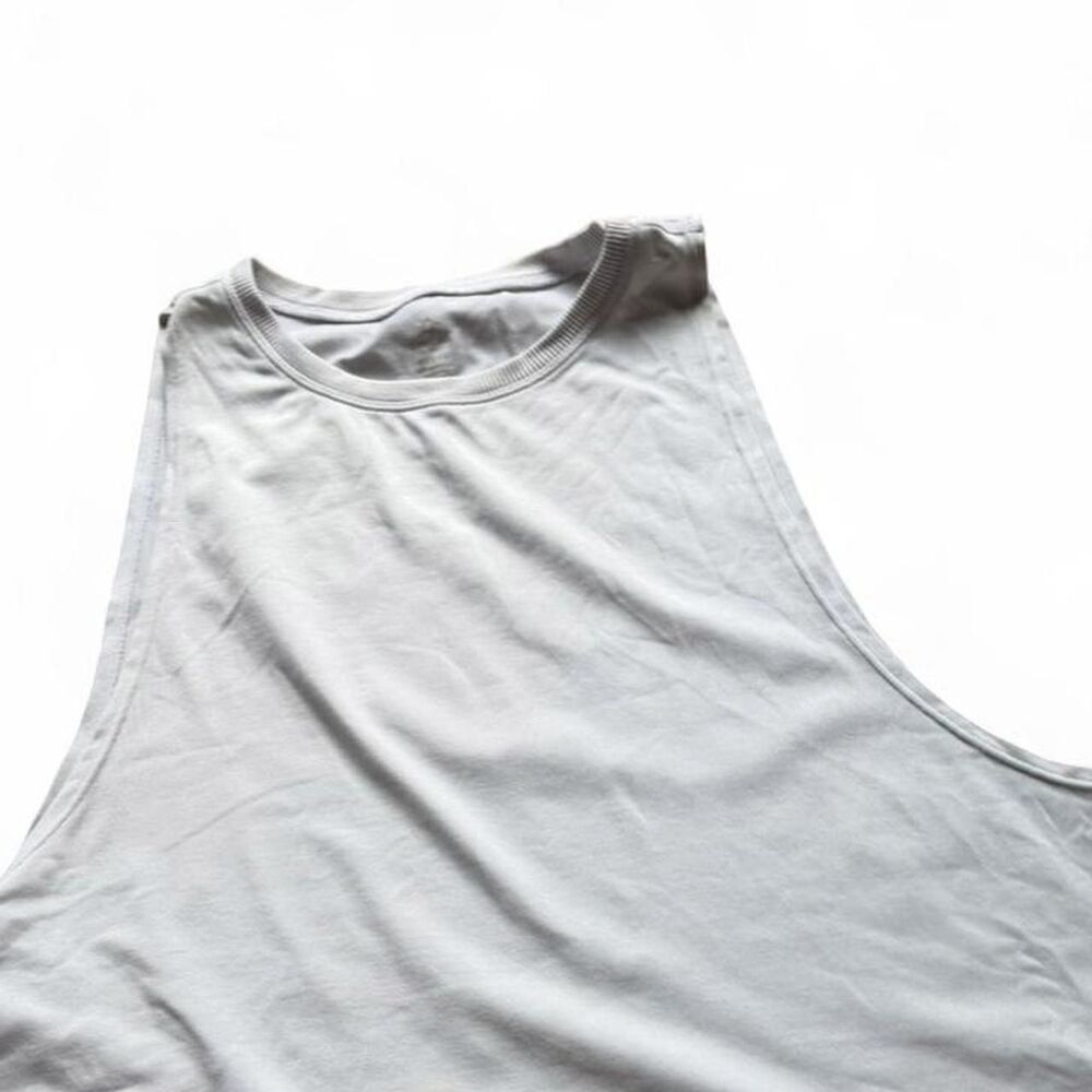 Aerie Women's White and Blue Vest